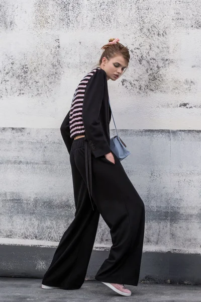 Look 8
